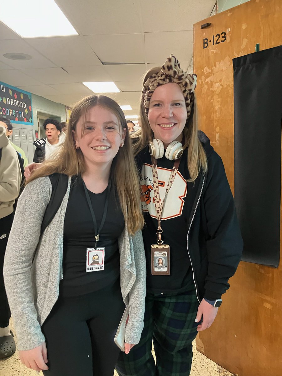 Ms. Kirsch tweet media