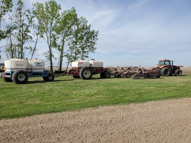 omexag's tweet photo. Still making your final plans for #Plant25? Talk to your local #AgRetailer or DM your #OmexRep for #StarterP to strategically #Phos where it matters to get your crops to a good start. #OmexCanda #WestCdnAg https://t.co/JQd63TwGwL