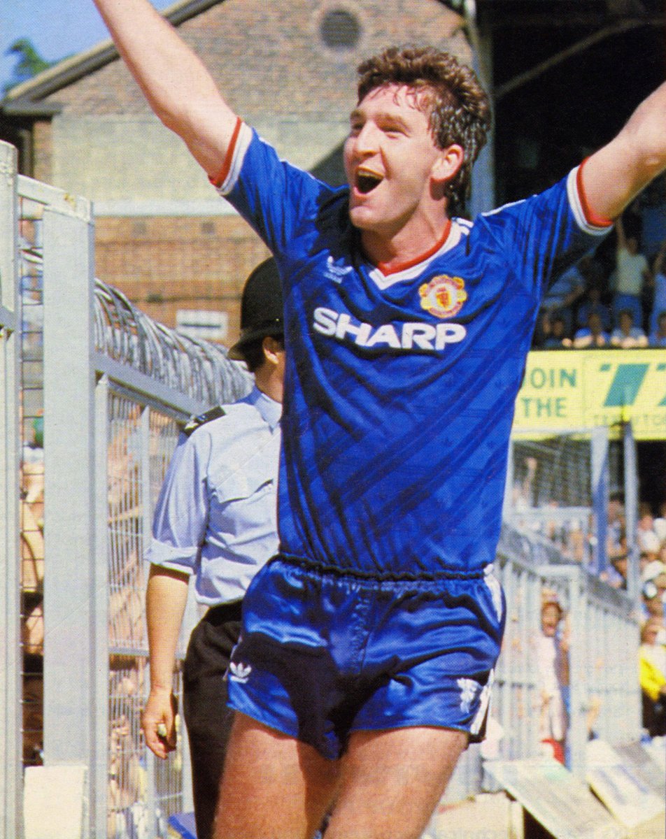 One Norman Whiteside tweet media
