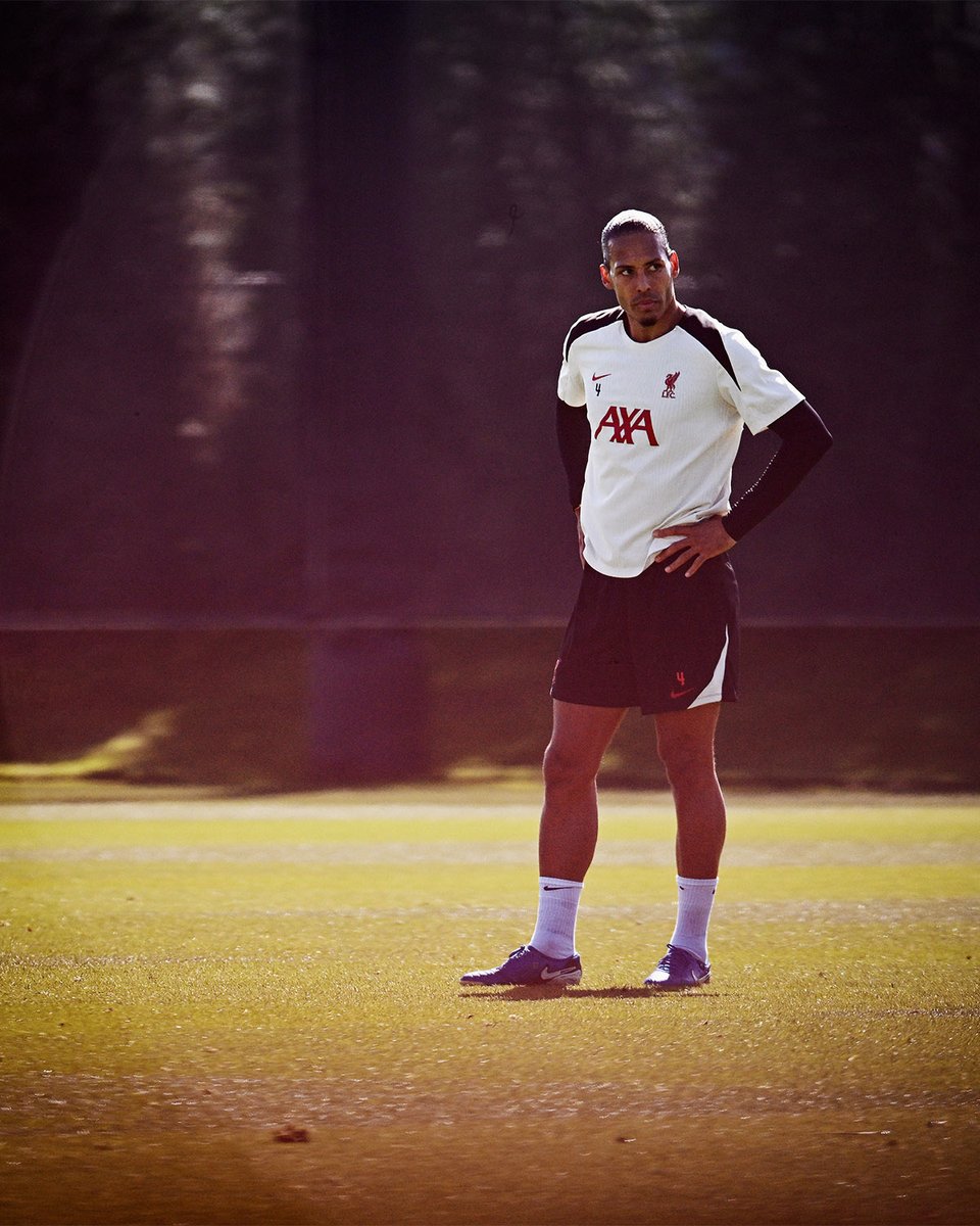 LFC's tweet image. Skipper 👊