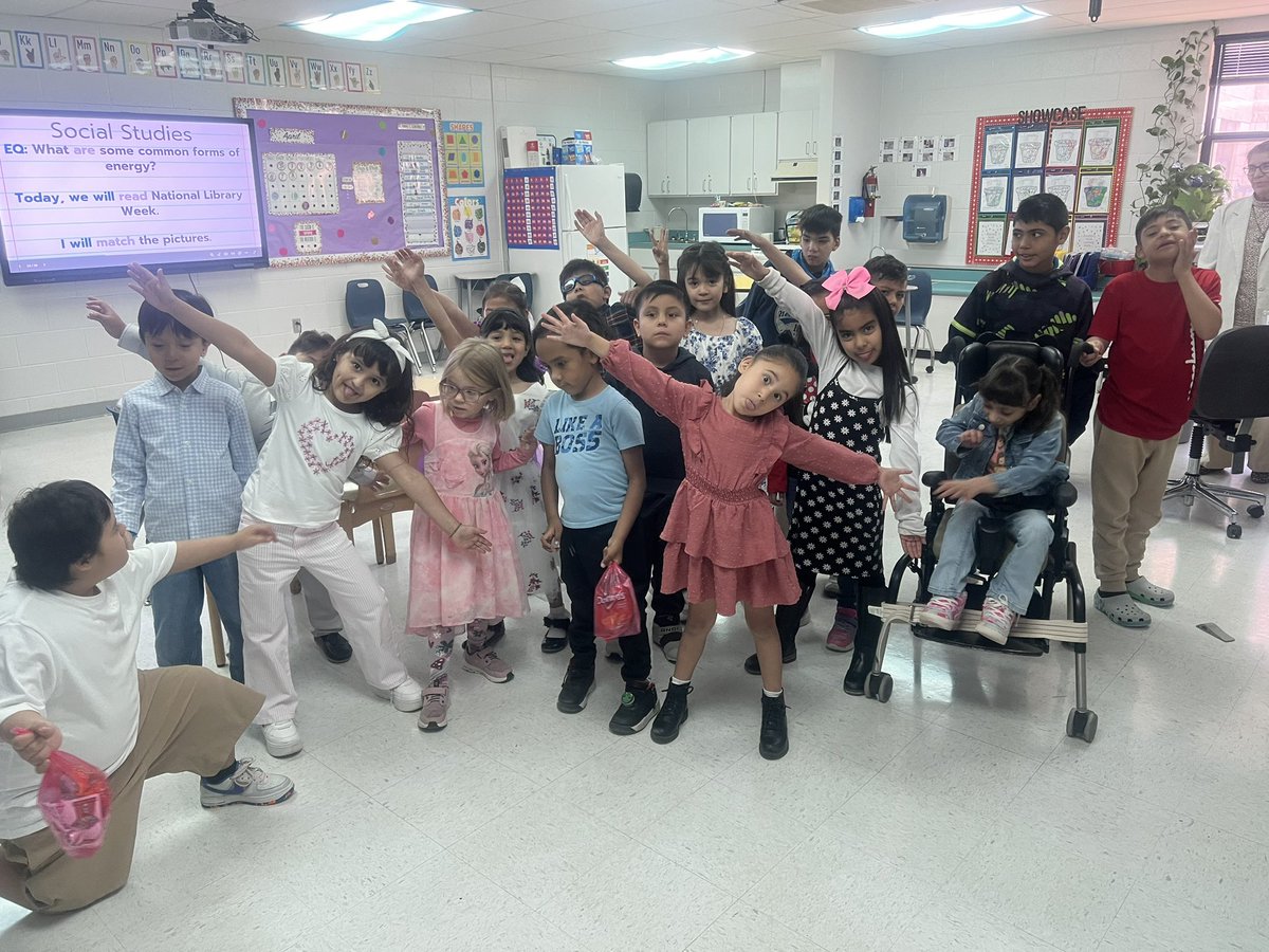 Rosario Solis M. Ed. (@rsolis_bmes) on Twitter photo Thank you to our STAAR buddies for the snacks and encouraging our students to do their best. <a href="/NRueda01_BMES/">Nora Ruedas</a>. #ALLIN #TeamSISD Thank you to our STAAR buddies for the snacks and encouraging our students to do their best. <a href="/NRueda01_BMES/">Nora Ruedas</a>. #ALLIN #TeamSISD