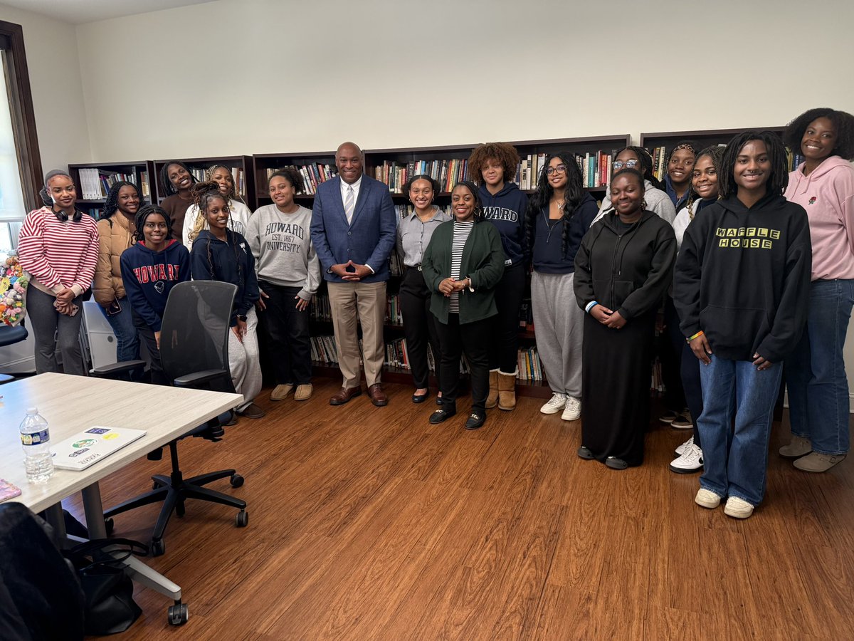 Ashley Robertson Preston, Ph.D. (@drpreston1913) on Twitter photo We <a href="/HowardUHistory/">History Department</a> had an excellent turnout for our program with Dean Jones! Students were able to ask questions about how to prepare for & select a law school and about potential opportunities at Drake University. We really appreciate the Dean for taking the time We <a href="/HowardUHistory/">History Department</a> had an excellent turnout for our program with Dean Jones! Students were able to ask questions about how to prepare for & select a law school and about potential opportunities at Drake University. We really appreciate the Dean for taking the time