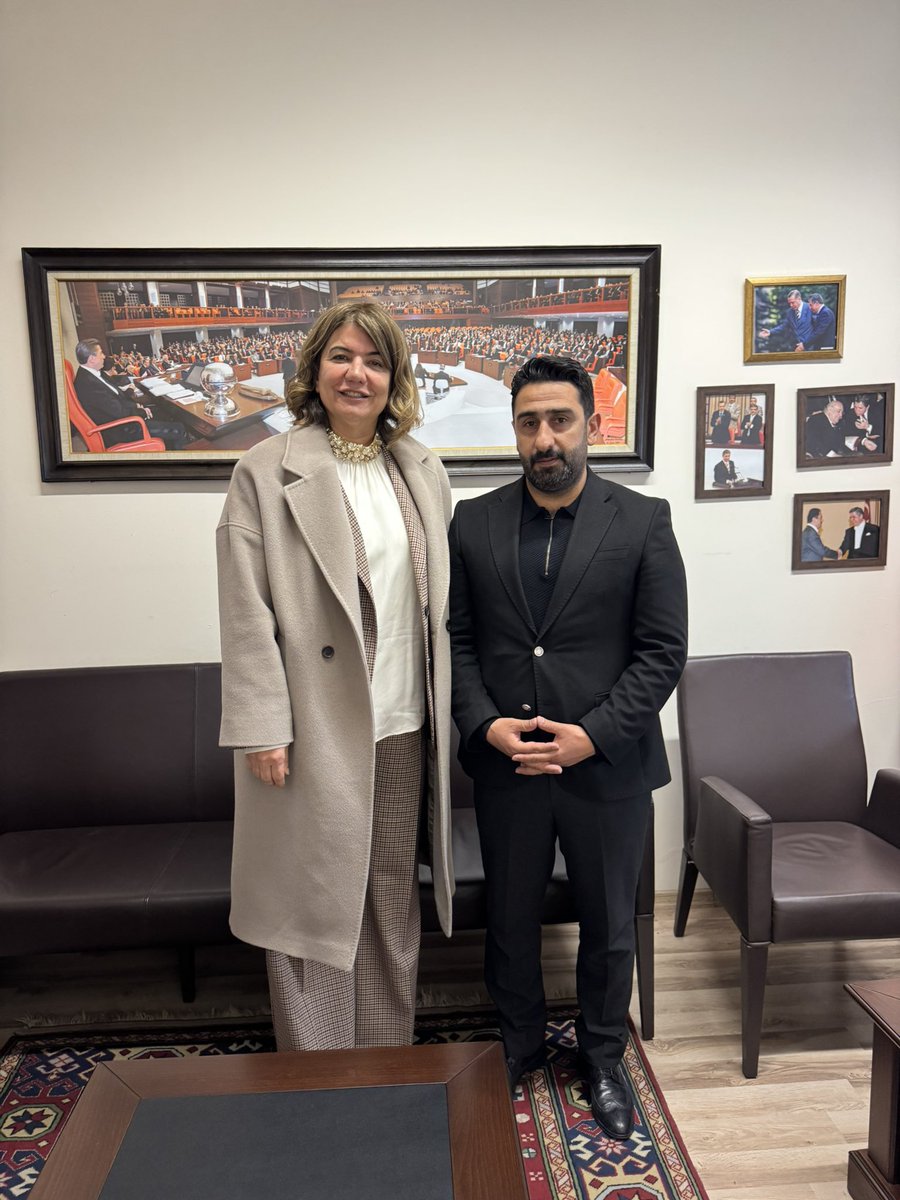 Akparti Diyarbakır Milletvekilimiz Suna Kepolu Ataman’a misafirperverliğinden dolayı şükranlarımı sunarım <a href="/Kepoluasuna/">Suna KEPOLU ATAMAN</a>