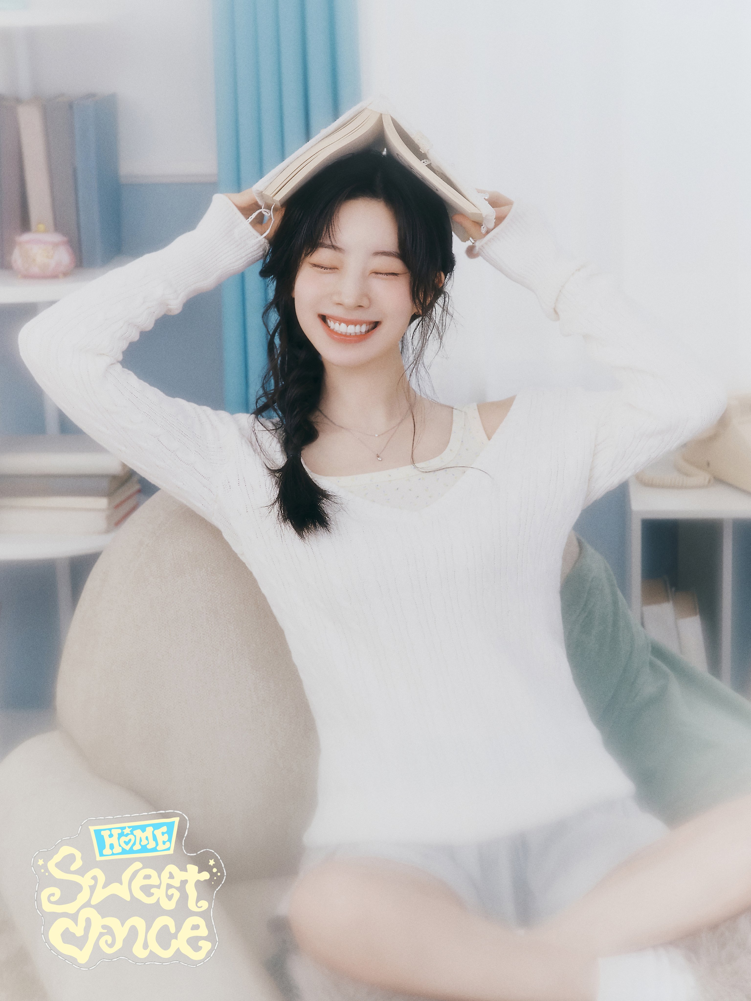 TWICE (@JYPETWICE) / X