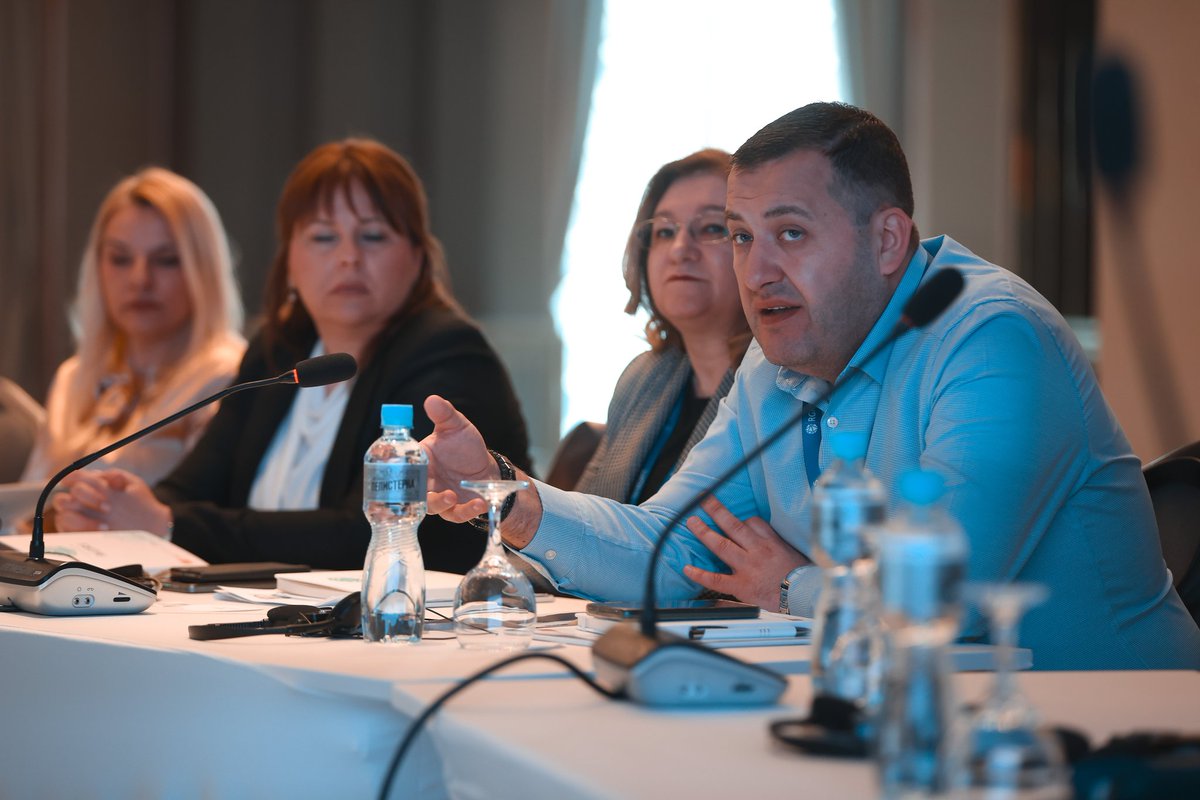 IOMWBalkans's tweet photo. Day 2 of the #RGRS thematic meeting in 🇲🇰 focused on the dynamics of culture and communication in negotiations, highlighting how understanding context, values, and diplomatic nuances that lead to more effective and respectful dialogue in migration partnerships. https://t.co/Q3MdcX511X