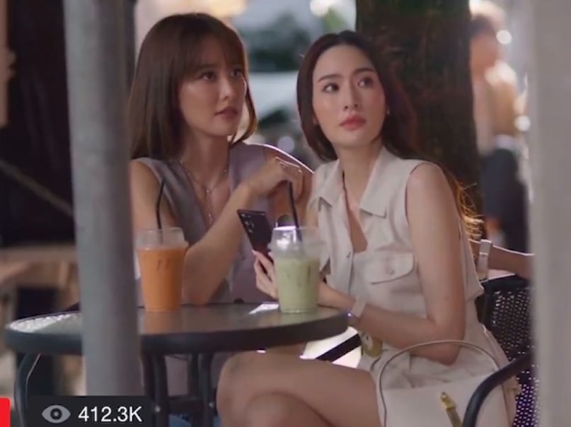 pimploii_'s tweet photo. ป้าแจ๋วเสิร์ฟ 

ชีเสิร์ฟ ชีรับเรื่อง! มากกกกกก
สาววายตายสนิท ชาติที่แล้วนาย-บ่าว ที่ยอมขายตัวให้นายไม่ลำบาก

ชาตินี้ คู่รักจัดผม มองตากันชัดเจน เริ่ด !
ป้าเสิร์ฟสาววายฟินมากี่เรื่องแล้ว หนูรับทุกเรื่องนะคะ 

#คุณพี่เจ้าขาตอนจบ https://t.co/dItBDGjVOP