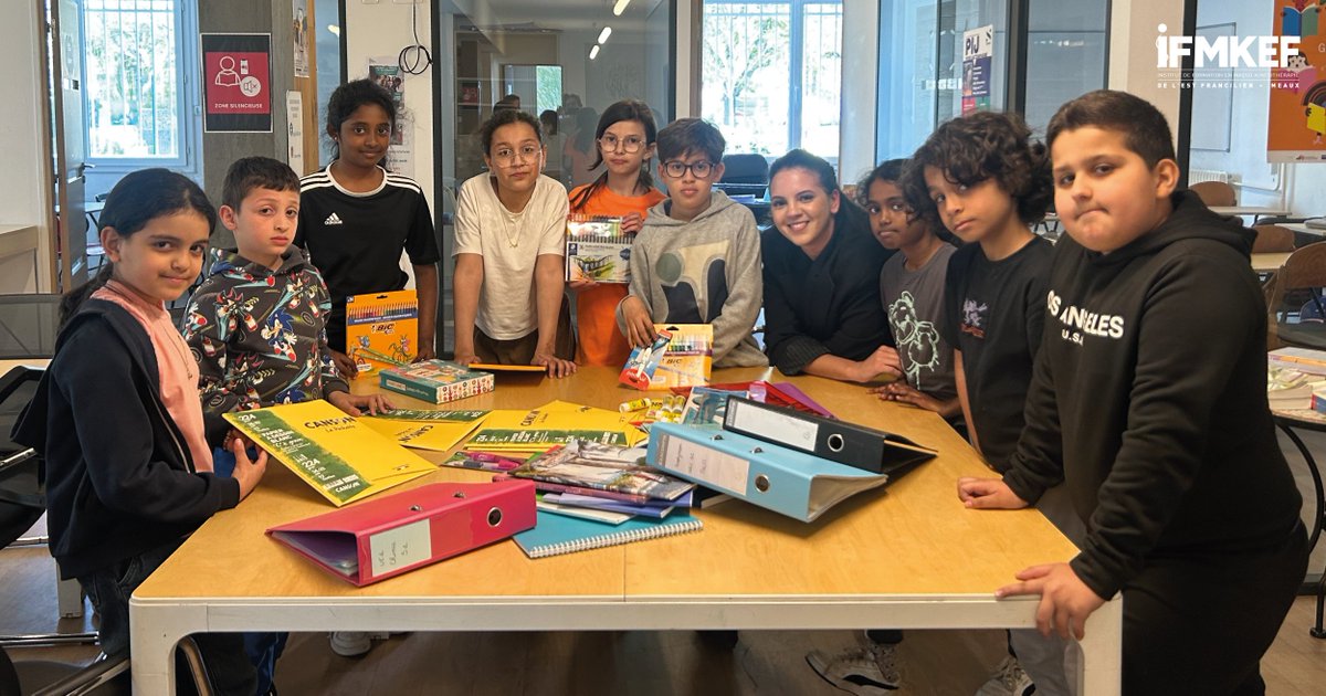 L'IFMK de l'Est Francilien ; l'IFMK aux 100 projets ! 🤩 Un exemple avec la collecte de matériel scolaire... 📚✏️ Bravo Ikrame HAMMOUTI ! 👏 Sûrement de futurs kinés parmi les enfants bénéficiaires.