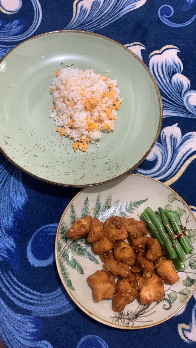 RagilAS20's tweet photo. Suatu kebahagiaan punya istri yang jago masak dan enak semua masakannya. Ditambah setiap pulang kerja selalu sudah siap masakannya 🥰 https://t.co/ZhagT3o7wH