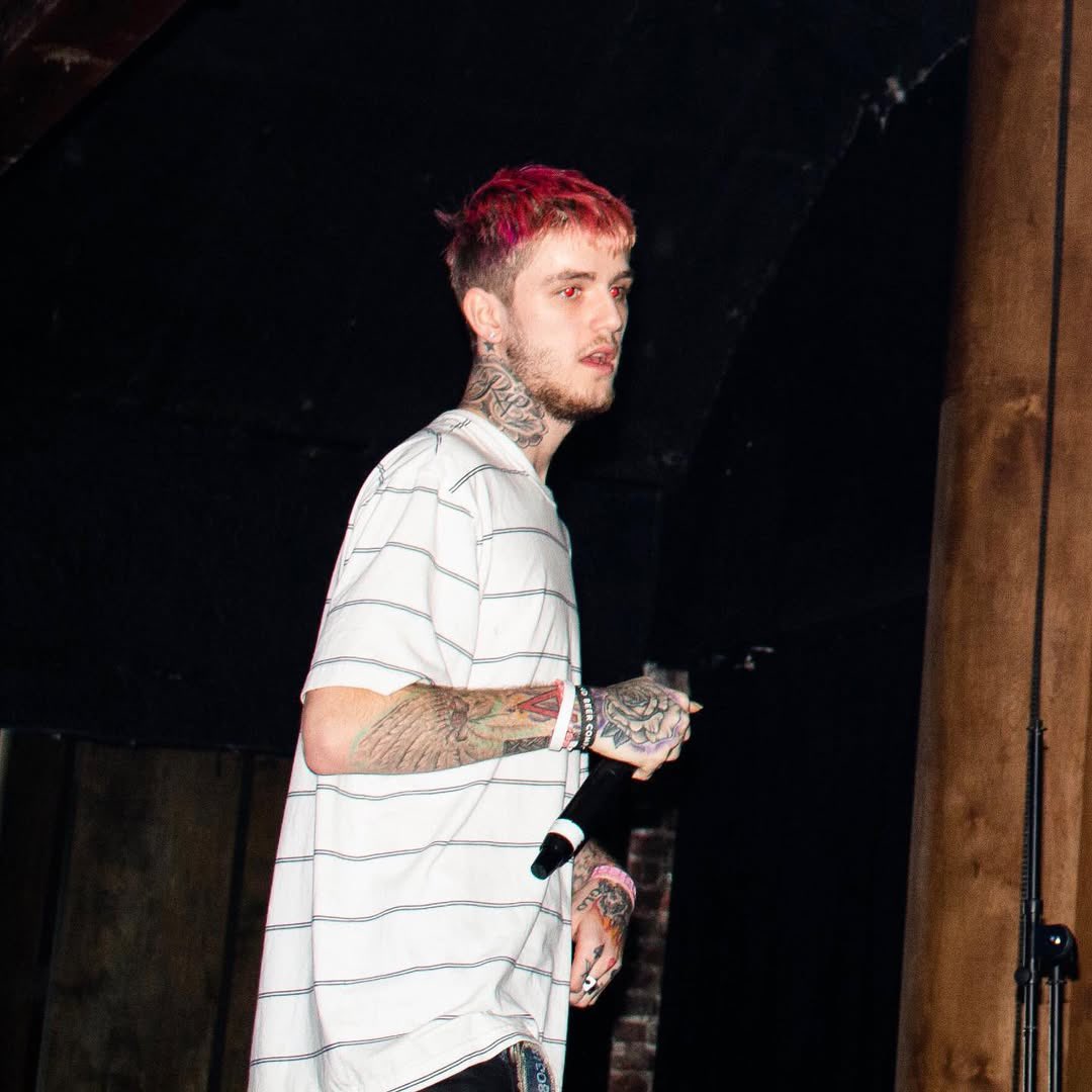GETCAKEDlEYOUNG's tweet photo. nine years ago, Peep performed at his first ever Los Angeles show. thank you @geelopezz for capturing these timeless shots of this night ❤️ https://t.co/XWku3gw3MP