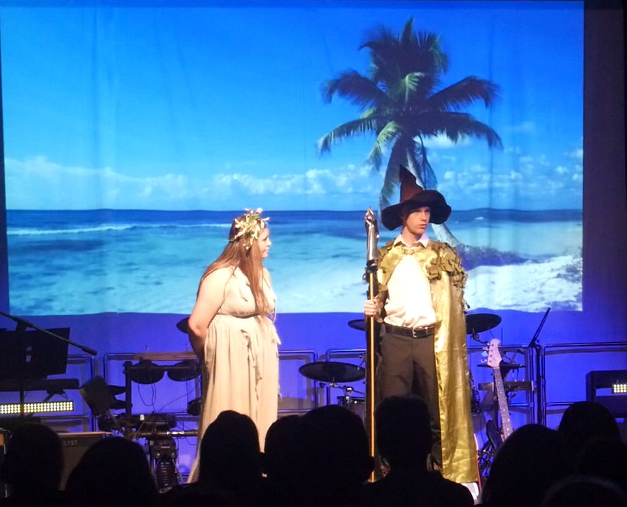 ElemoreHall's tweet image. Today we had our Easter Show on the Windlestone site.

First, a performance of Shakespeare&apos;s &quot;The Tempest&quot; (with a modern twist). Then a range of performances from The Beatles to Blink 182!
Well done to all who performed you were incredible!

#performingarts #gettinginvolved