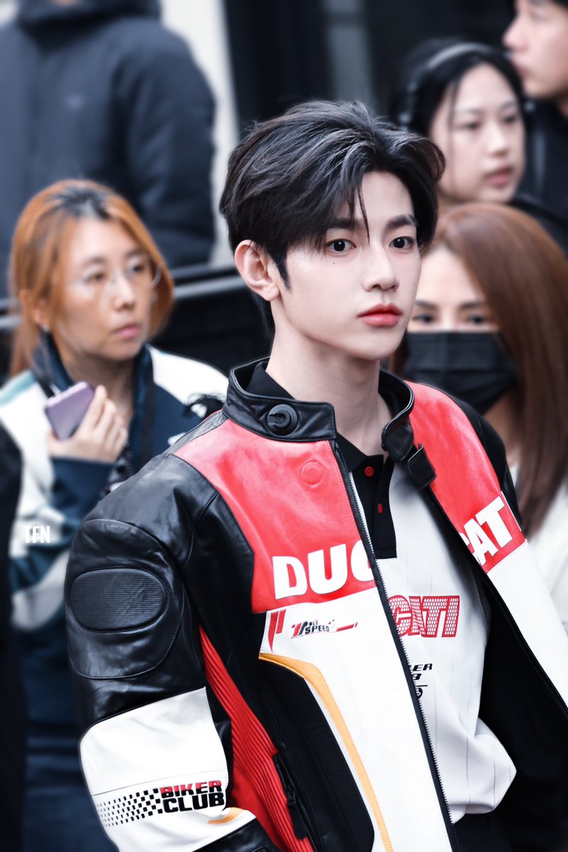Tiffany_jiangyo's tweet photo. 250331
👀

#ZHANGHAO #장하오 
#章昊 #ジャンハオ https://t.co/hqq3GS9fP4
