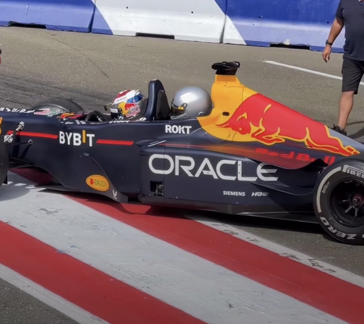 f1galleryhall's tweet photo. Leaked Red Bull upgrades for Bahrain with Max driving for his teammate https://t.co/dcADuXEs61