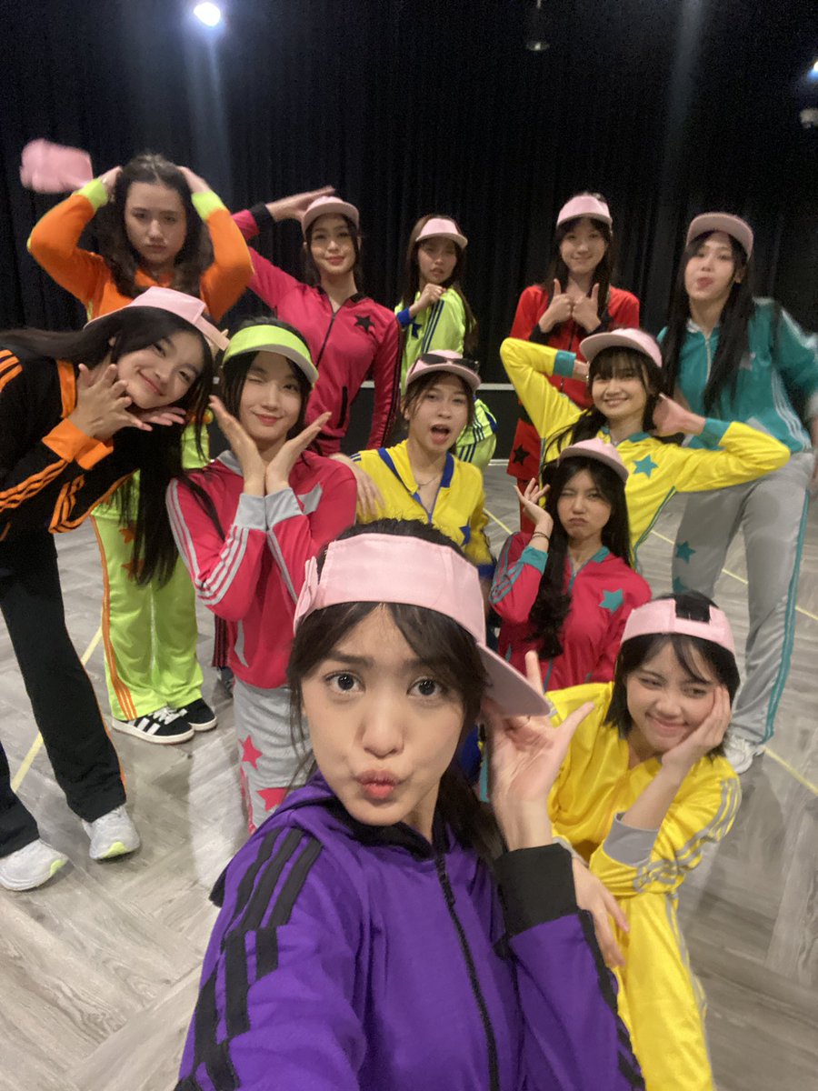 C_IndahJKT48's tweet photo. SEMUANYA TERIMAKASIH UNTUK #UGSKJ NYAAA🫰🏻 https://t.co/ak8DAcLWQZ