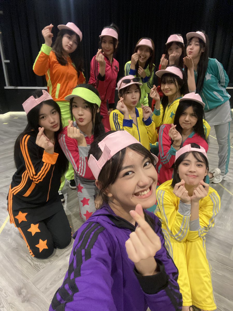 C_IndahJKT48's tweet photo. SEMUANYA TERIMAKASIH UNTUK #UGSKJ NYAAA🫰🏻 https://t.co/ak8DAcLWQZ