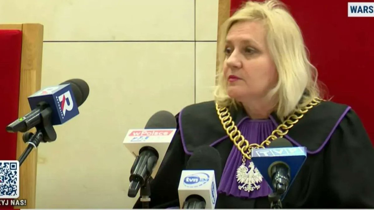 To sędzia Barbara Kołodziejczak-Osetek dokonała zamachu na wolne media i wydała wyrok na <a href="/RepublikaTV/">Telewizja Republika 🇵🇱 #włączprawdę</a> i <a href="/wPolscepl/">wPolsce24 🇵🇱 #TuJestPolska</a>. Zasłużona funkcjonariuszka Bodnara i Tuska aktywnie walczyła o "praworządność", "przeciwko łamaniu Konstutucji i unijnego prawa"! Zdziwieni?
niezalezna.pl/polska/to-ona-…