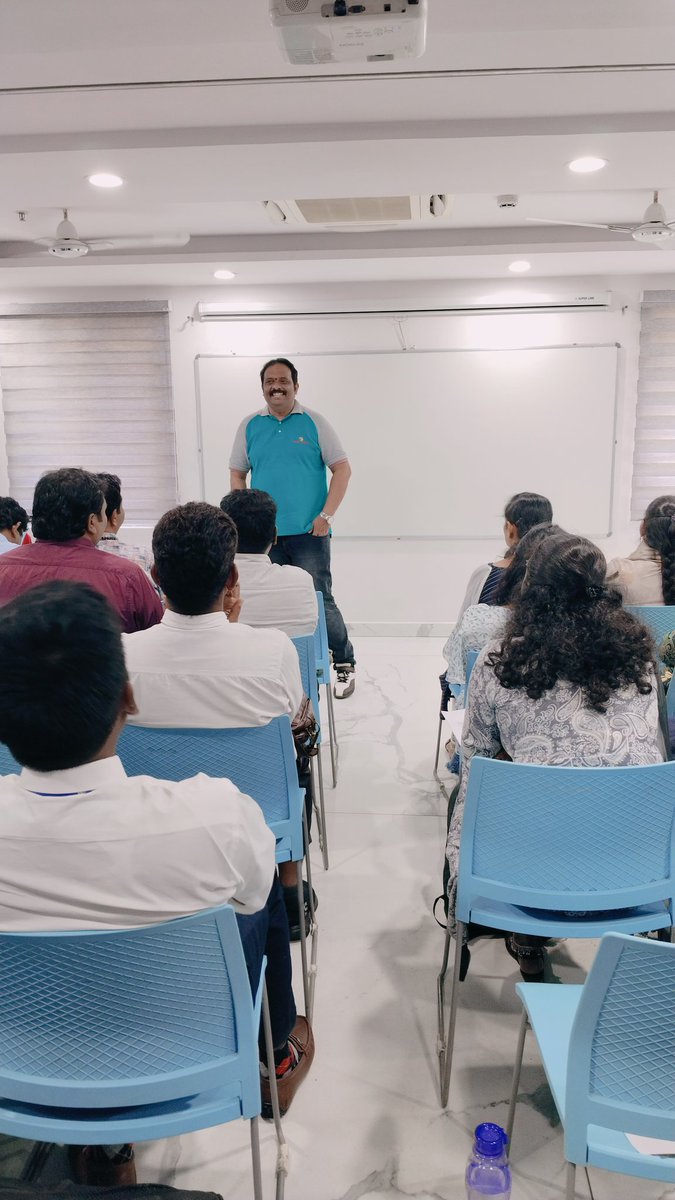 HoneyyGroup's tweet photo. Today is the start of an exciting journey of new employees filled with learning, growth, and opportunities. At Honeyy Group, we believe in empowering every step you take.

#NewEmployeesTraining  #newbatchstarting  #TrainingSession  #honeyygroup #mukkaobulreddy #obulreddymukka https://t.co/vMro8h3cSX