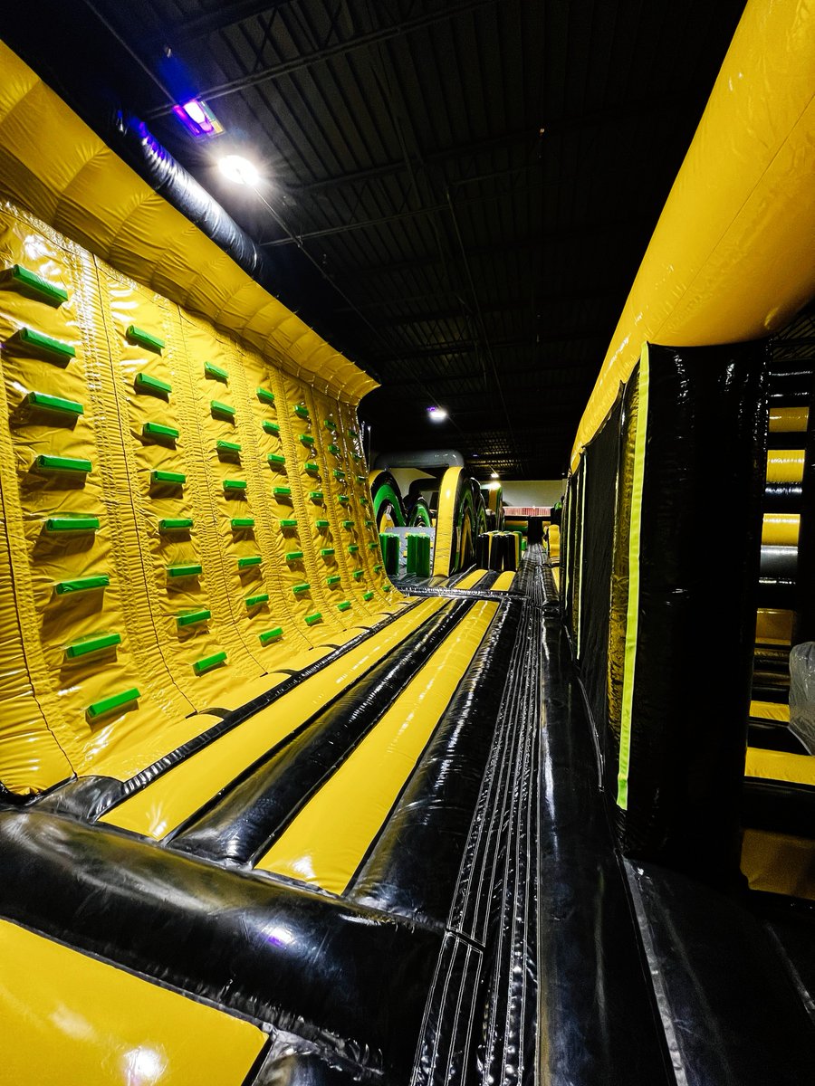 galaxybulls's tweet image. Elevate your brand image with Galaxy! 🤩 We're here to help you take your business to new heights by adding personalized touches to your inflatable park such as custom entryways, brand colors, logos and more! #UniqueMarketing #CustomInflatablePark @jummpsadventurepark