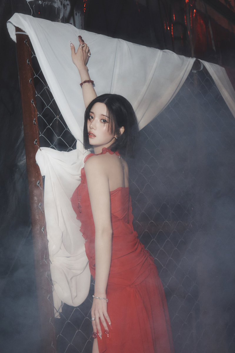 KWON EUNBI 
3rd Digital Single [Hello Stranger] : 𝑪𝒐𝒏𝒄𝒆𝒑𝒕 𝑷𝒉𝒐𝒕𝒐 #4

2025.04.14 6PM (KST)

#권은비 #KWONEUNBI
#HelloStranger #권은비_HelloStranger