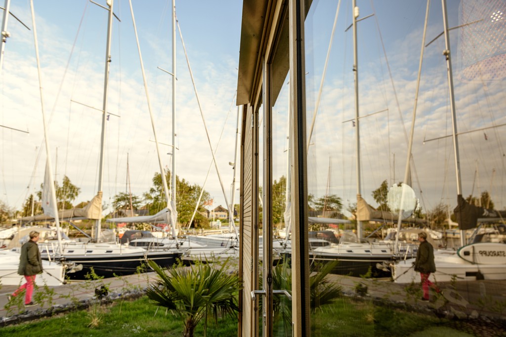 Wikkelhouse's tweet photo. Welcome to the Roggenbroek Marina! Wake up to the soothing sound of rippling water… and maybe a curious duck saying good morning. https://t.co/FOEUA4f1UL