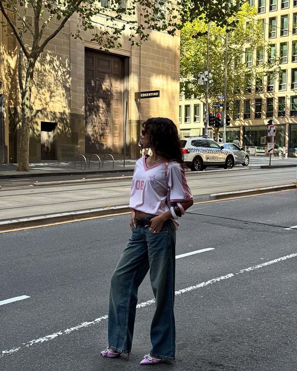 motelrocks.com tweet media