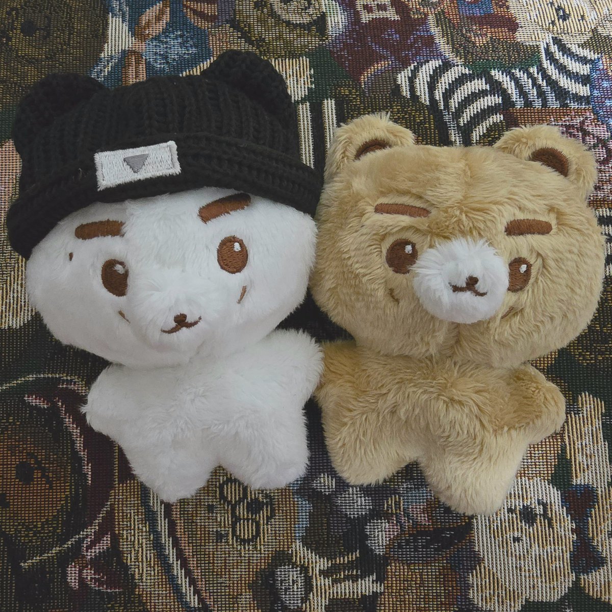 yokuneruko648's tweet photo. クニベア到着！

@kunniebear 様
쿠니베어가 무사히 도착했어요.
정말 귀여워요.
많이 데리고 나가고 싶어요!
정말 감사합니다🤩

@got_elichan 様
無事到着いたしました。
今回購入することが出来て本当に嬉しいです☺️
お忙しい中お取りまとめ頂き、ありがとうございました！ https://t.co/BCkCMlyWXq