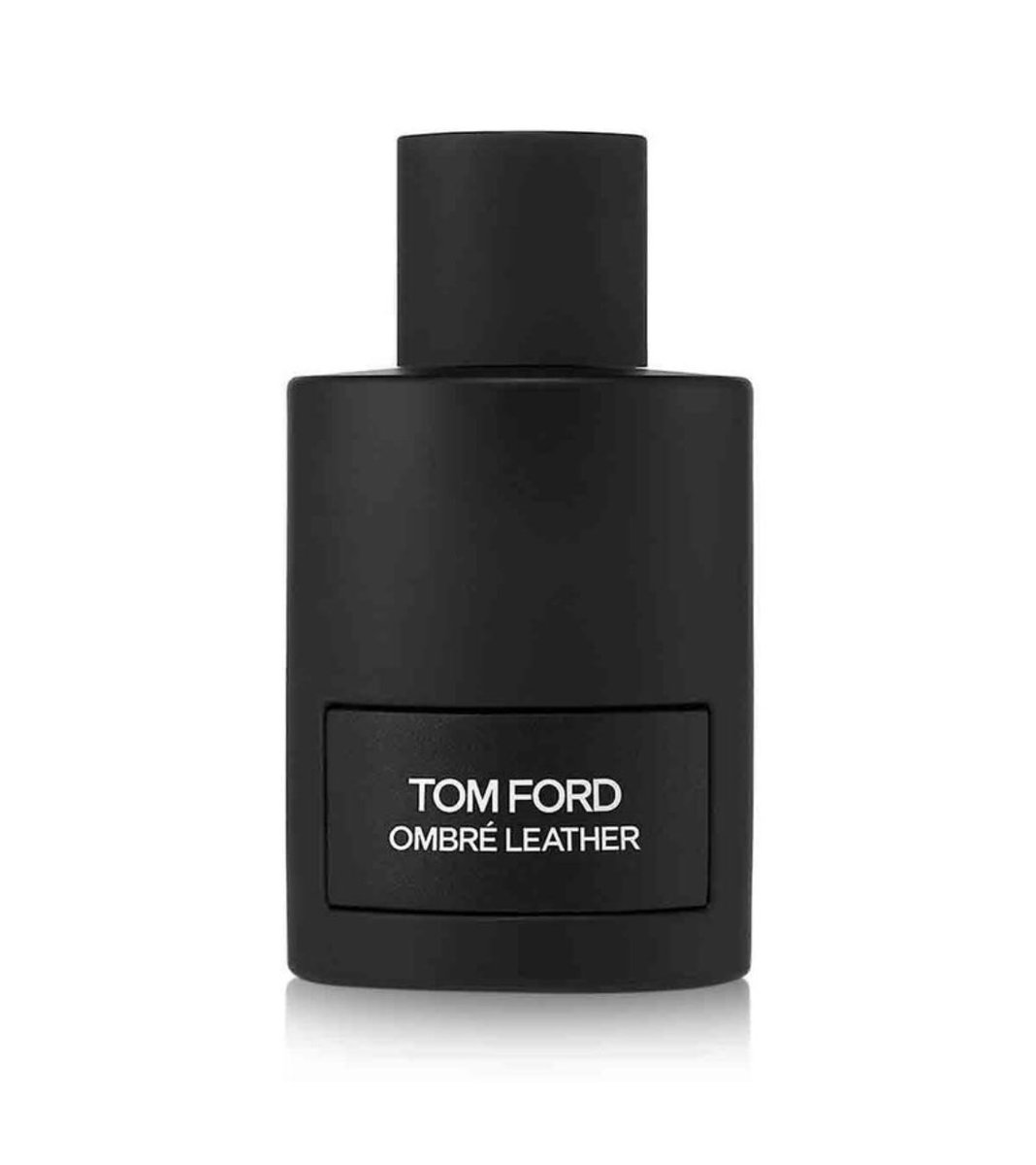 Ba_9i's tweet photo. واحد داخل النادي وحاط هالعطر..فوق انه صيف حاطه في النادي ليه! كرهني فالعطر💔 https://t.co/CX0re7qAV6