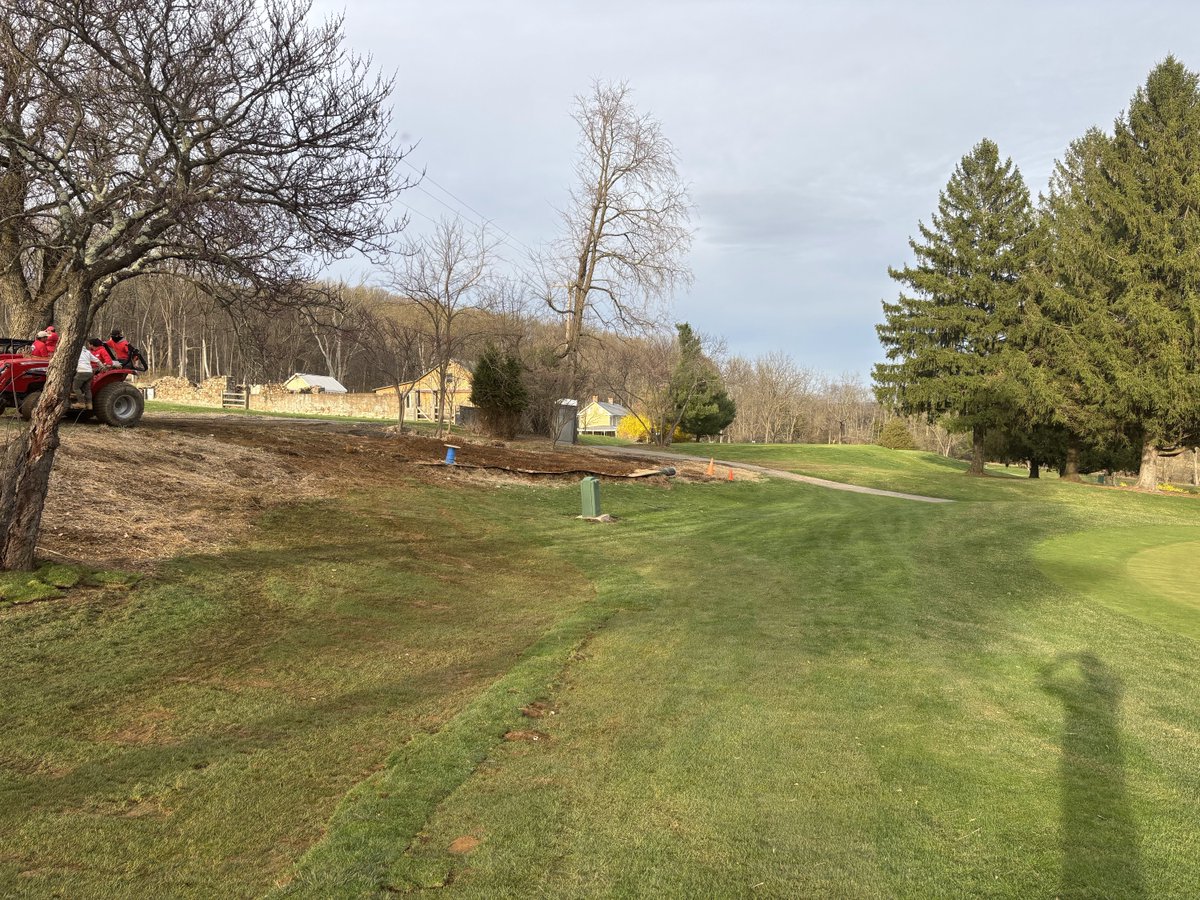 LeyCompany's tweet image. The biggest main is in at Oak Hill 💪
Laterals up next—then it’s time to watch water fly 💦

#GolfCourseConstruction #TurfLife #GolfIrrigation
@ToroGolf @StorrTractor @ButlerIrrigate @MikeHartley66  @Bradhelcoski @GCBAA