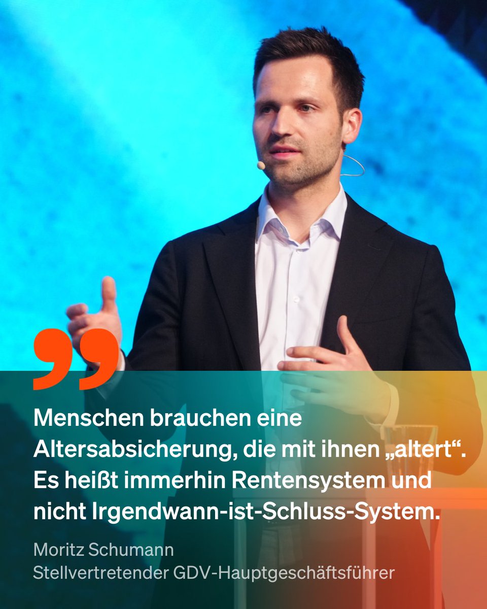 gdv_de's tweet photo. Das Rentensystem muss zukunftsgerichtet sein, betont stellvertretender GDV-Hauptgeschäftsführer Moritz Schumann beim Panel zur Zukunft der Alterssicherung. Altersvorsorge, die sich mit Erreichen eines bestimmten Geburtstags aufbraucht, brauche keiner. #GDVInsuranceSummit https://t.co/4RSkfeueZ3