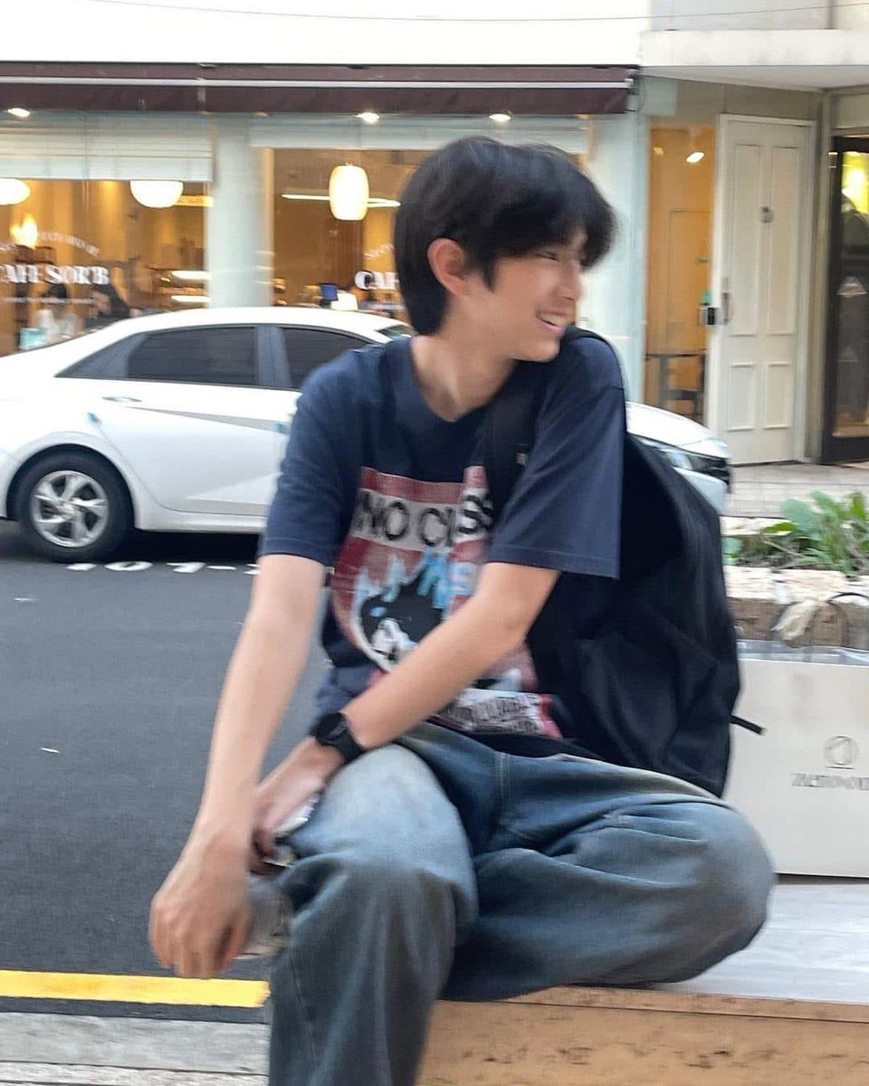 hoonbaobei's tweet photo. https://t.co/J3aNiuBcCY