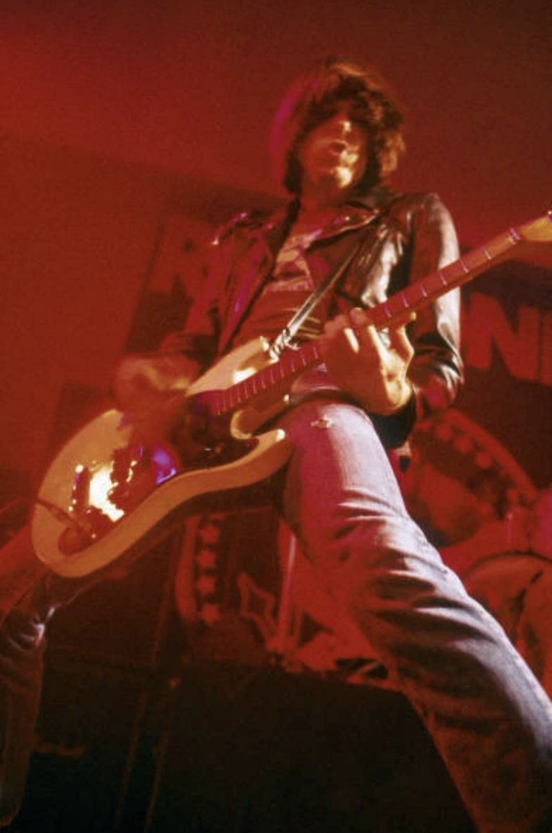 1, 2, 3, 4! Did you see Ramones live in concert?

#JohnnyRamone
#Ramones
#JohnnyRamoneArmy