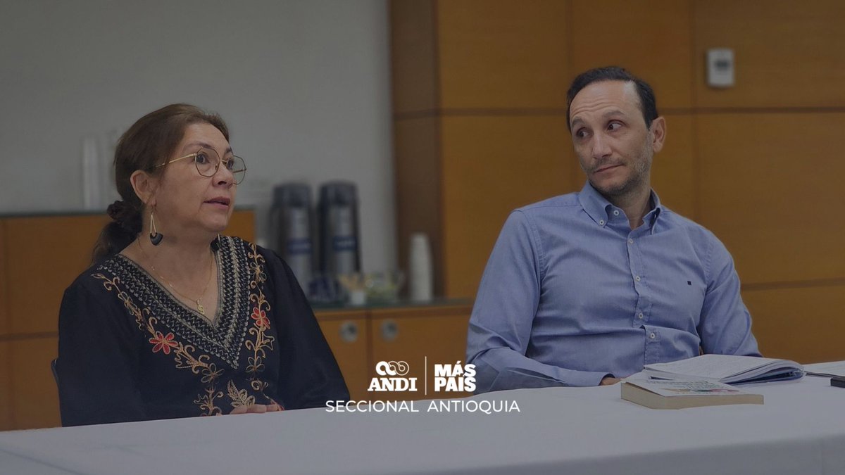 ANDI_Antioquia's tweet image. Hoy se llevó a cabo el #EnDiálogo con Gloria Valencia, autora de El GEA: La Historia Completa sobre el Origen del Grupo Empresarial Antioqueño. En este espacio, se habló sobre el impacto, la innovación, el liderazgo y el compromiso del #GEA en Antioquia.