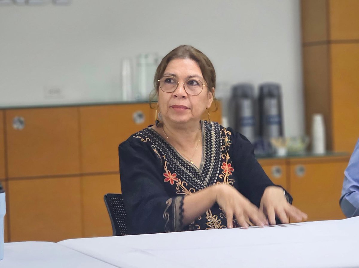 ANDI_Antioquia's tweet image. Hoy se llevó a cabo el #EnDiálogo con Gloria Valencia, autora de El GEA: La Historia Completa sobre el Origen del Grupo Empresarial Antioqueño. En este espacio, se habló sobre el impacto, la innovación, el liderazgo y el compromiso del #GEA en Antioquia.