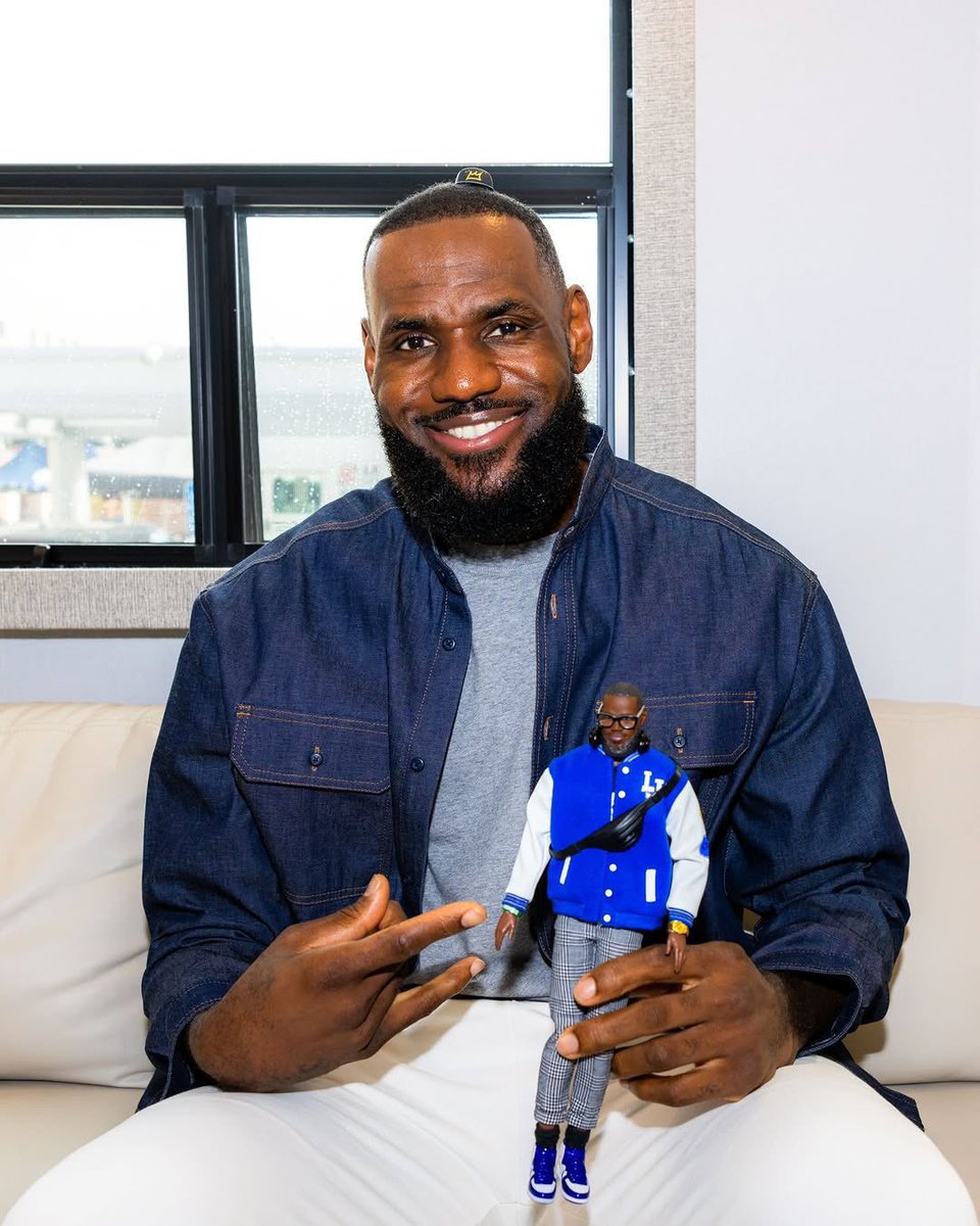 RGMSPORTS's tweet photo. Introducing the LeBarbie! 

The GOAT is the first athlete to have a Barbie doll named after him 🤯 https://t.co/CCiM0GUg7g
