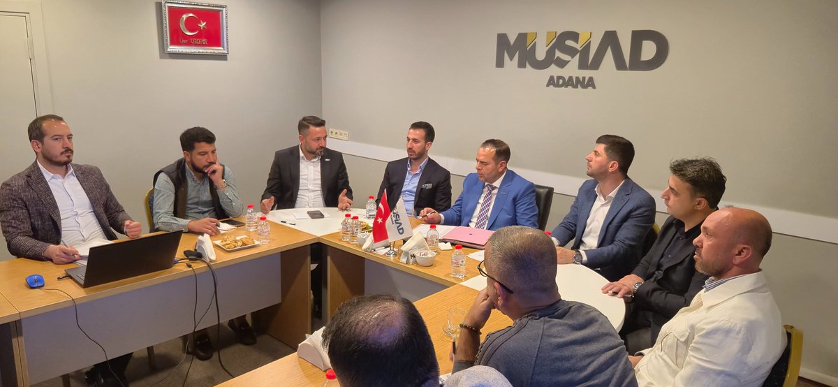 MUSIADAdana's tweet photo. Bu haftaki Yönetim Kurulu Toplantımızı Başkanımız Ömer Tekdemir Başkanlığında gerçekleştirdik. Ramazan ayında gerçekleştirdiğimiz faaliyetlerimizi değerlendirerek, yakın zamanda yapacağımız üye tanışma programımızla alakalı bilgi alışverişinde bulunduk. https://t.co/XueV3dREco