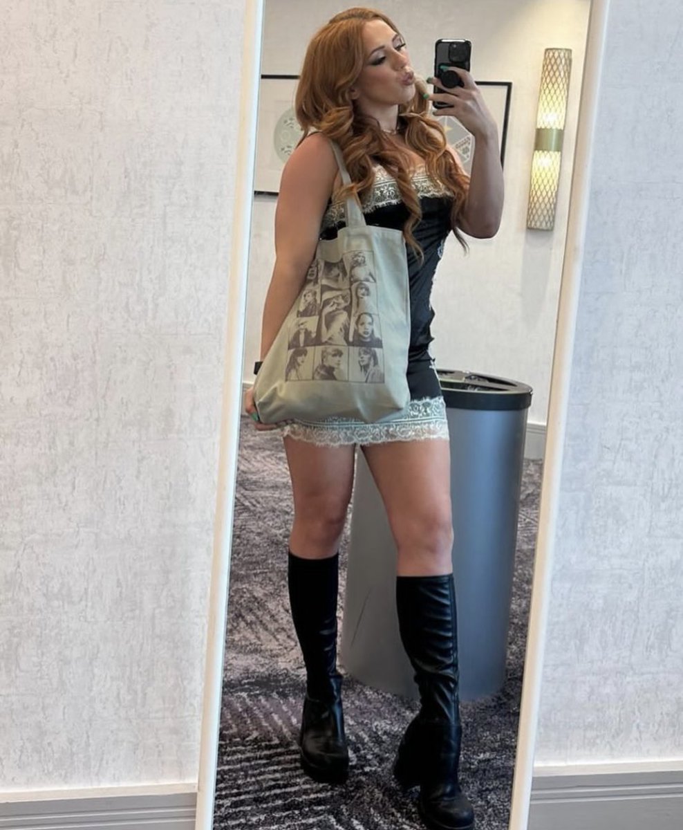 HardSpiritLine's tweet photo. #WomanCrushWednesday

“𝘛𝘩𝘪𝘴 𝘨𝘦𝘯𝘶𝘪𝘯𝘦 𝘴𝘸𝘦𝘦𝘵𝘯𝘦𝘴𝘴 𝘸𝘢𝘳𝘮𝘴 𝘦𝘷𝘦𝘳𝘺𝘵𝘩𝘪𝘯𝘨 𝘢𝘳𝘰𝘶𝘯𝘥 𝘩𝘦𝘳.”

@SpiritsInAshes 

❤️🖤❤️🖤❤️ https://t.co/CYwGfvTQAI