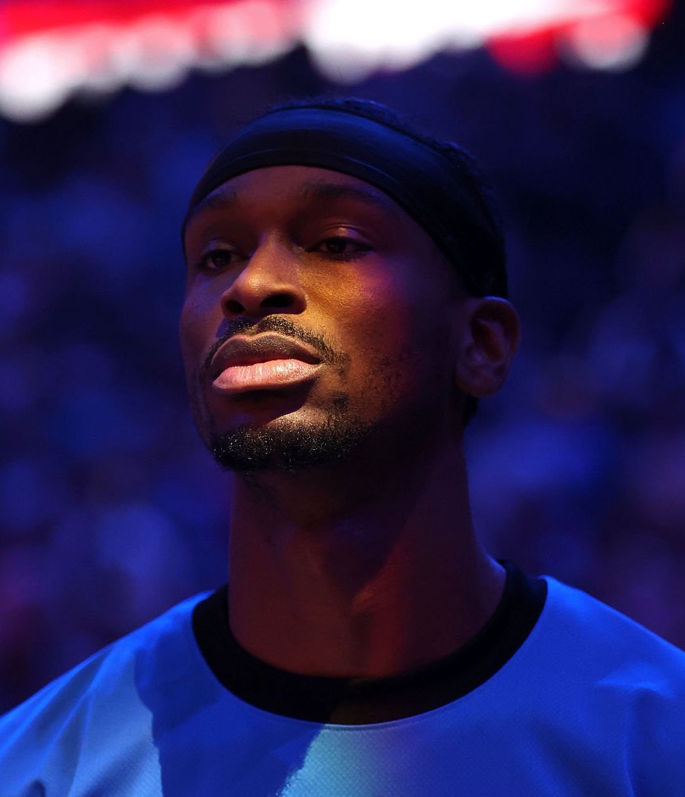 Shai Gilgeous-Alexander says he wanted to get his ‘lick back’ vs the Lakers last night 

“You get beat up in the hood and you spin back the next day, you can't get beat up again. It's not an option.”

(Via <a href="/SIChrisMannix/">Chris Mannix</a> )