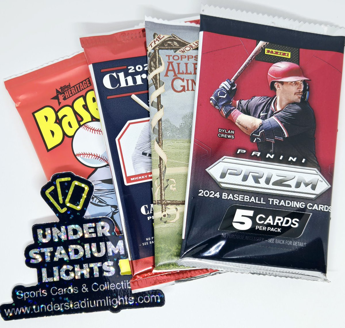 StadiumLites's tweet photo. We're halfway through another card collecting week! Let's keep the momentum with a card pack #giveaway! 😎⚾️

1️⃣ Follow @StadiumLites
2️⃣ Repost 
3️⃣ Reply with your favorite MLB team

1 winner drawn tonight at 7 pm CT. https://t.co/gRhRsnyWI3