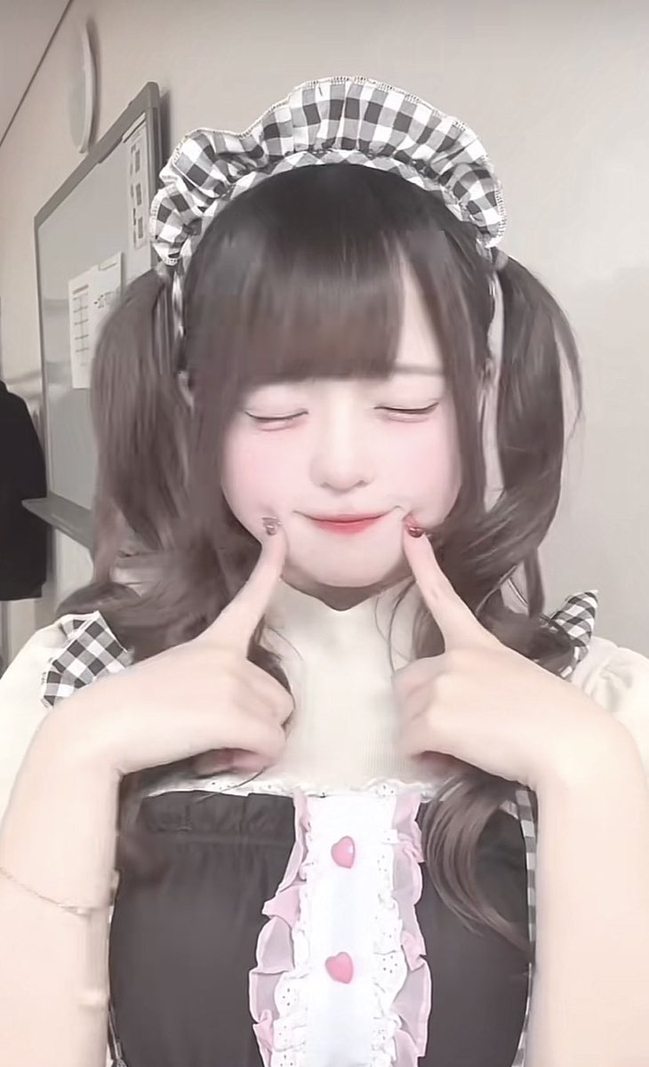y02r14n's tweet photo. 何億年もハーフツインしてたんだろうなってくらい似合ってるよね
姫宮ゆかちゃんお誕生日まであと...1日🩷💫 https://t.co/QI2gtKYe8P
