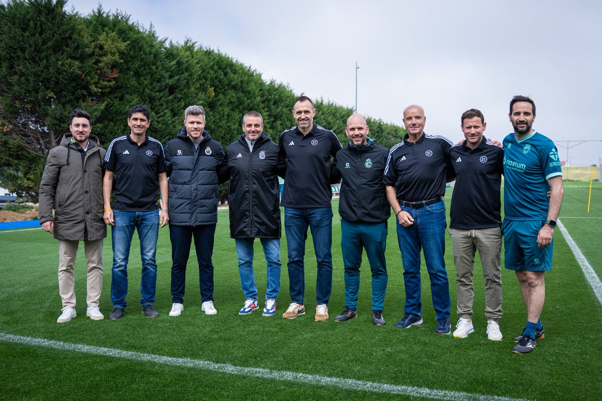 Comité de Entrenadores RFEF (@entrenadorrfef) on Twitter photo ⚽️ Proyecto ‘𝗙𝗢𝗥𝗠𝗔𝗖𝗜𝗢́𝗡 𝗜𝗧𝗜𝗡𝗘𝗥𝗔𝗡𝗧𝗘 𝗘𝗡𝗧𝗥𝗘𝗡𝗔𝗗𝗢𝗥𝗘𝗦 <a href="/rfef/">RFEF</a>’
🏁Parada en el <a href="/realracingclub/">Real Racing Club</a> que entrena... <a href="/JoseAlbertoLpez/">Jose Alberto López</a>
🙋🏻♂️José Manuel Aira
🙋🏻♂️<a href="/jmpavonfutbol/">Juan Manuel Pavón D.</a>
🙋🏻♂️<a href="/mariosimon2/">Mario Simon</a>
🙋🏻♂️Miguel Rivera
Gracias por colaborar en el aprendizaje
#EntrenadorRFEF ⚽️ Proyecto ‘𝗙𝗢𝗥𝗠𝗔𝗖𝗜𝗢́𝗡 𝗜𝗧𝗜𝗡𝗘𝗥𝗔𝗡𝗧𝗘 𝗘𝗡𝗧𝗥𝗘𝗡𝗔𝗗𝗢𝗥𝗘𝗦 <a href="/rfef/">RFEF</a>’
🏁Parada en el <a href="/realracingclub/">Real Racing Club</a> que entrena... <a href="/JoseAlbertoLpez/">Jose Alberto López</a>
🙋🏻♂️José Manuel Aira
🙋🏻♂️<a href="/jmpavonfutbol/">Juan Manuel Pavón D.</a>
🙋🏻♂️<a href="/mariosimon2/">Mario Simon</a>
🙋🏻♂️Miguel Rivera
Gracias por colaborar en el aprendizaje
#EntrenadorRFEF
