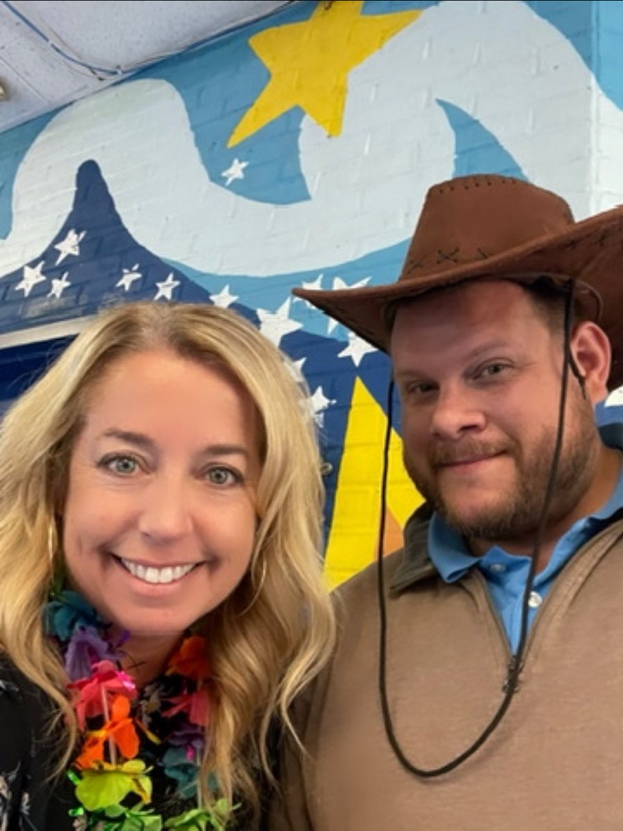 Courtney Monterecy tweet media