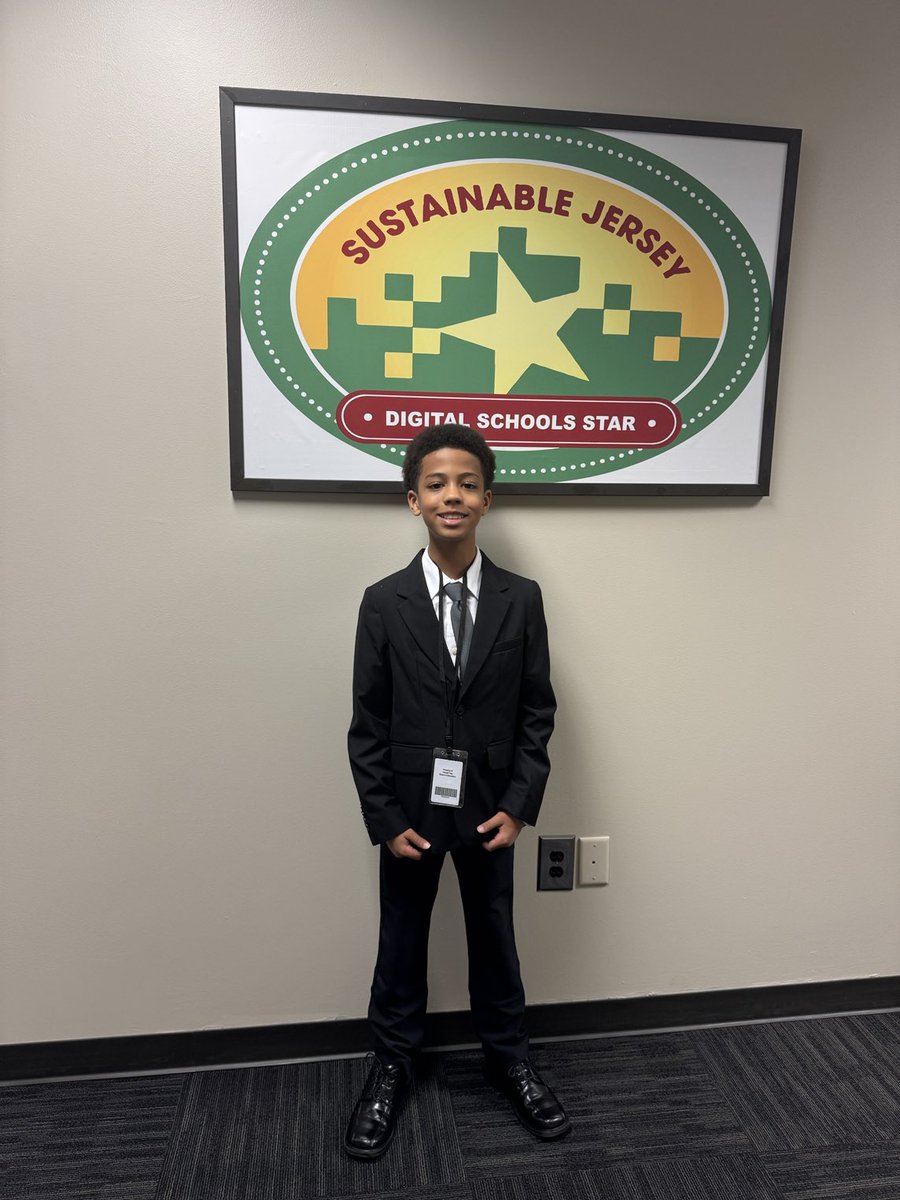 HowellTwpGrnvl's tweet photo. We are so proud of our Greenville 5th grade students who are a special part of student Board of Education Day. #HTPSHowellLeads https://t.co/Qhu12f4Cla