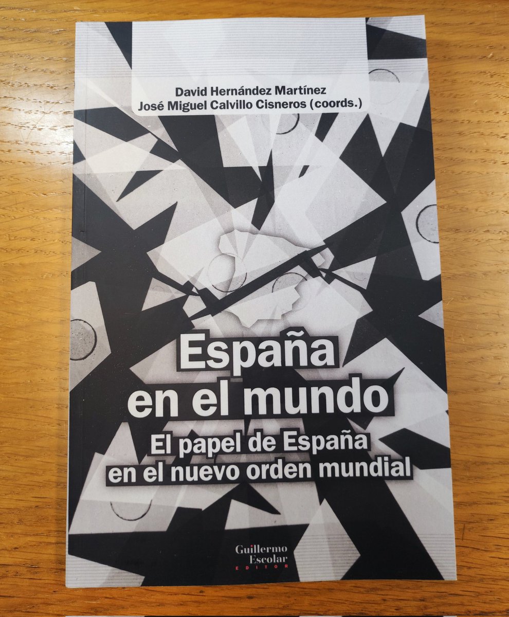Sonsoles Dieste (@sonsolesdieste) on Twitter photo Escribo junto a <a href="/JuanTovarRuiz/">Juan Tovar Ruiz</a> "España, la relación bilateral con Estados Unidos y la relación transatlántica" en la obra: España en el mundo. El papel de España en el nuevo orden mundial. Coordinado por <a href="/david_hm91/">David Hernández</a> y <a href="/jmcalvillo77/">Josemi</a> en memoria de Adolfo Calatrava Escribo junto a <a href="/JuanTovarRuiz/">Juan Tovar Ruiz</a> "España, la relación bilateral con Estados Unidos y la relación transatlántica" en la obra: España en el mundo. El papel de España en el nuevo orden mundial. Coordinado por <a href="/david_hm91/">David Hernández</a> y <a href="/jmcalvillo77/">Josemi</a> en memoria de Adolfo Calatrava