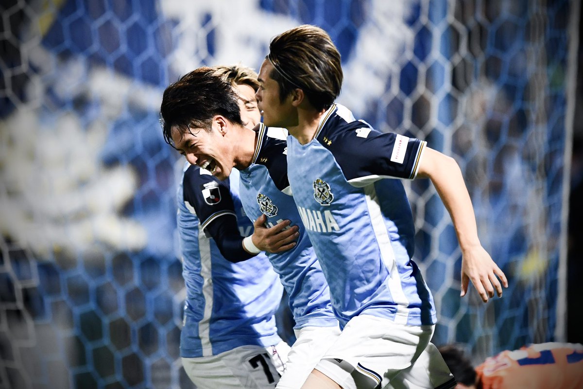 Jubiloiwata_YFC's tweet photo. 𝟮-𝟭𝘄𝗶𝗻🔥

ヤマハで勝ち獲った、歓喜の瞬間。
"静岡ダービー"を制し、次のステージへ。

最高の雰囲気をありがとうございました。

#磐田清水 #ルヴァンカップ https://t.co/mtdE8rOUB2