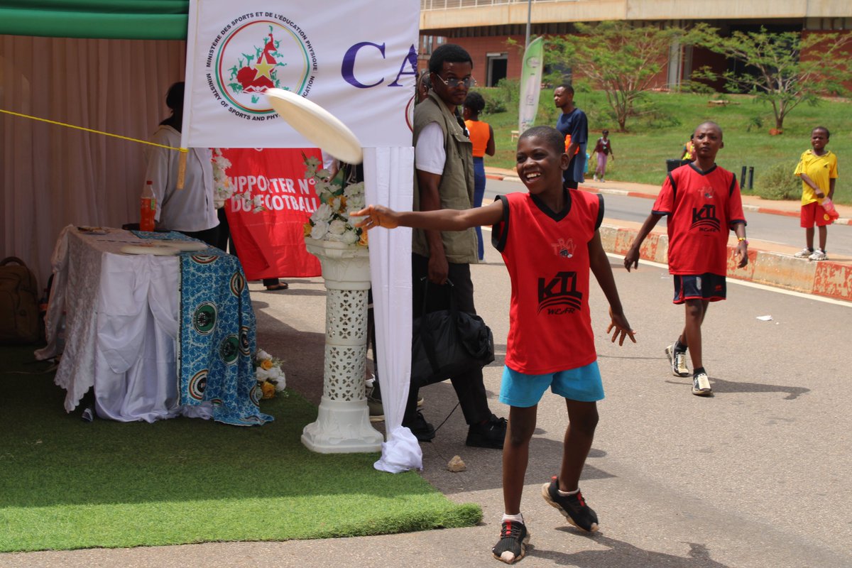 CmrFlyDia's tweet photo. Did you know that Ultimate Frisbee is a self-officiated, intense, and strategic sport? Many of you were at our booth at Olembé Stadium this past Sunday, April 6th, wanting to learn more about the discipline! Demos were available too! 😉#Ultimate
@Aafdf @WorldFlyingDisc @nobrauch https://t.co/HZtRzkAYdF