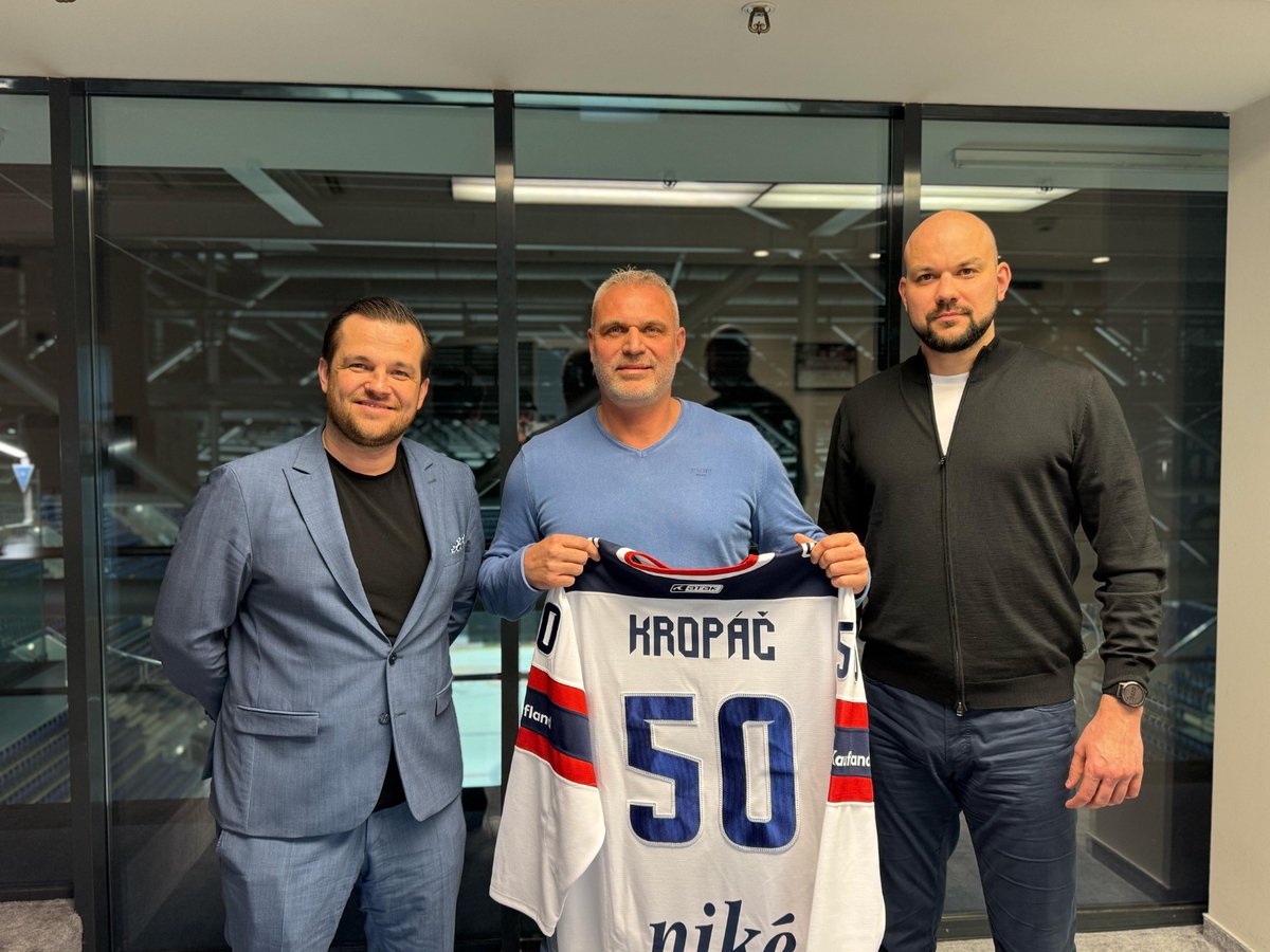 HC SLOVAN Bratislava tweet media