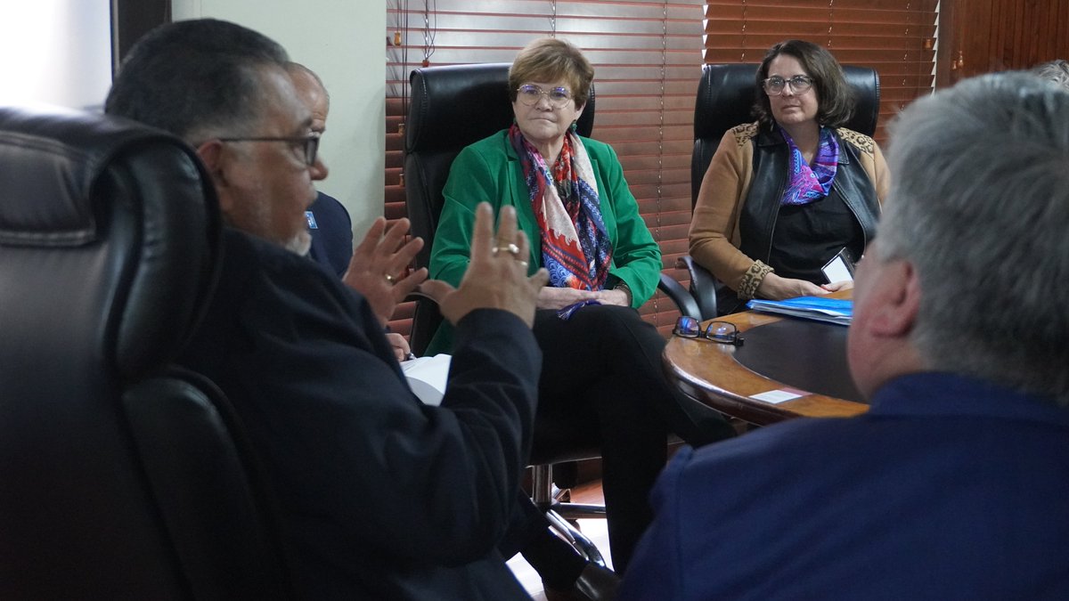 Asodelgt's tweet photo. ✅En el marco del encuentro de los sectores de lácteos de Estados Unidos y Guatemala, la delegación de lácteos de Estados Unidos 🇺🇸 junto con representantes de #ASODEL se reunieron con el Ministro de Agricultura de Guatemala 🇬🇹 Mynor Estrada https://t.co/rAbv1tVeke