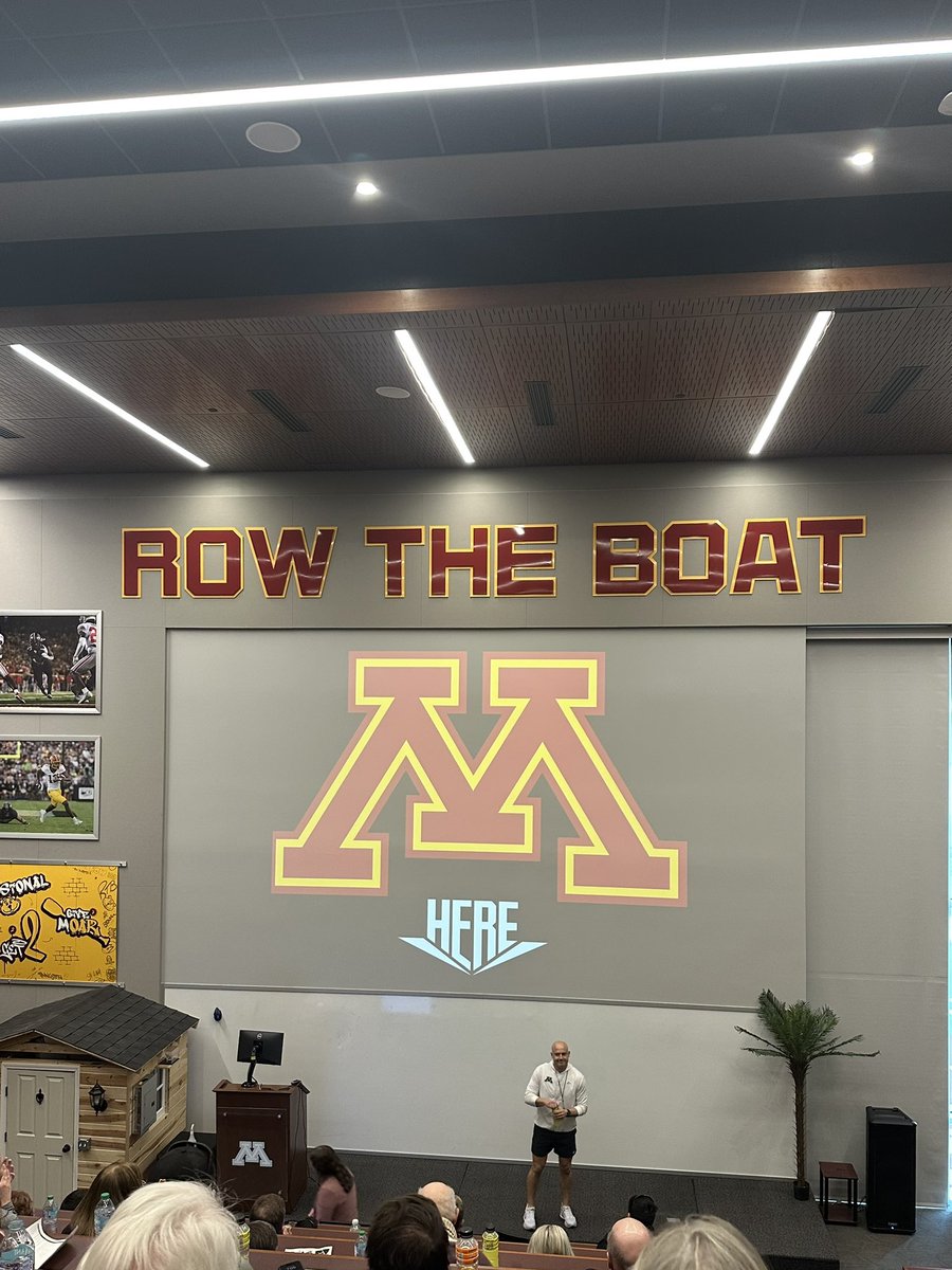 Never been more proud or honored to support this program. #RTB #SkiUMah #GoGopers #GoldenYears 🚣〽️🏈