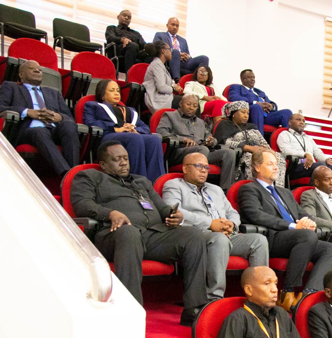 Waziri Mkuu wa Jamhuri ya Muungano wa Tanzania Mhe Kassim Majaliwa (Mb) amesema serikali kwa kushirikiana na wadau  inachukua hatua madhubuti za kuimarisha Mfuko wa Udhamini wa UKIMWI kupitia vyanzo vya fedha za ndani ili kuwa na uendelevu wa utoaji huduma za UKIMWI hapa nchini.