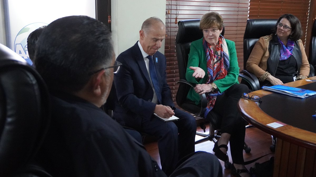 Asodelgt's tweet photo. ▶️Durante la reunión el Ministro Estrada reconoció la importancia de los productos lácteos dentro de la alimentación 🐮🥛🧀así como la exploración de áreas de colaboración a nivel gubernamental en el futuro https://t.co/Hz5cpqGkfF