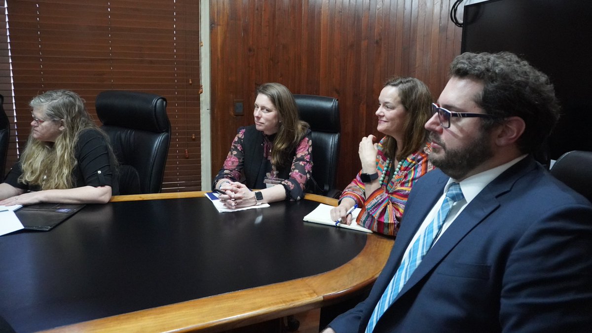 Asodelgt's tweet photo. ▶️La delegación estadounidense destacó que Guatemala es un socio importante para el sector de lácteos de Estados Unidos y que estos espacios de diálogo e intercambio son claves para el fortalecimiento de la asociación entre ambos países https://t.co/SPBo9ETzXC